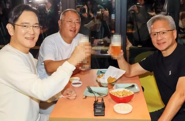 Samsung, Hyundai ve Nvidia’nın CEO’ları aynı masada