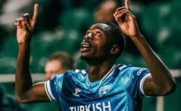 Samsunspor’dan 27 yıl sonra tarihi galibiyet