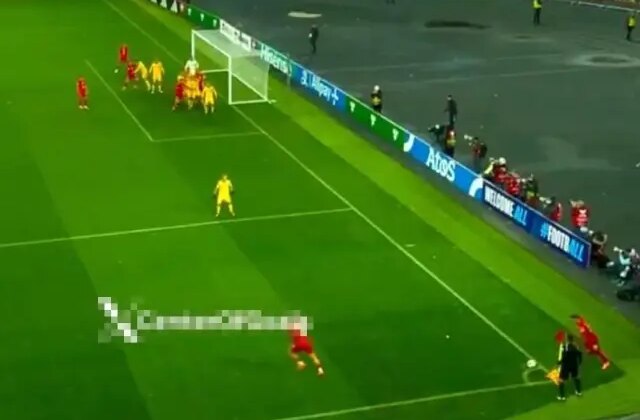 Sebastian Syzmanski’den kornerden ağızları açık bırakan gol