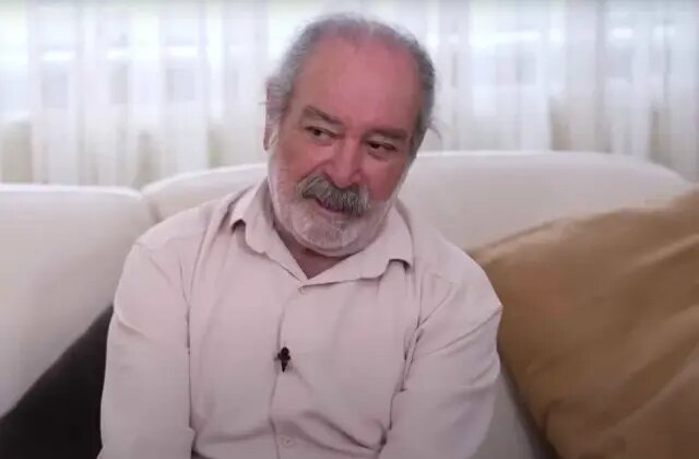 Selahattin Taşdöğen, mütevazı evinin kapılarını ilk kez açtı