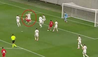 Semih Kılıçsoy’dan muhteşem röveşata golü