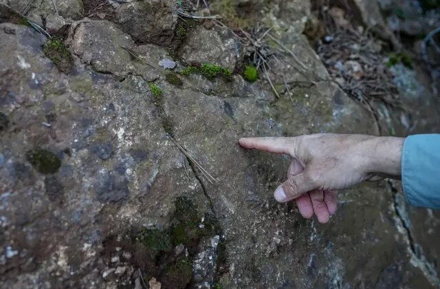 Sındırgı'daki deprem fırtınası sonrası korkutan tespit: Ölü faylar canlandı 1 Sındırgı’daki deprem fırtınası sonrası korkutan tespit: Ölü faylar canlandı