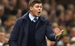 Steven Gerrard geri dönüş yolunda