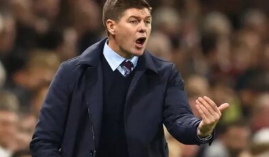 Steven Gerrard geri dönüş yolunda