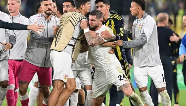 Stuttgart’tan Fenerbahçe’ye ırkçılık suçlaması