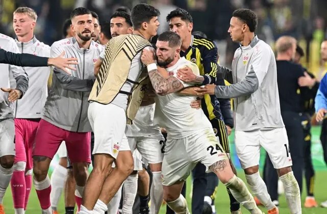 Stuttgart’tan Fenerbahçe’ye ırkçılık suçlaması