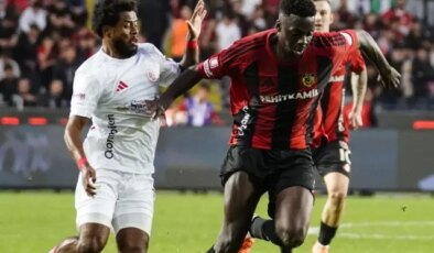 Süper Lig’de nefes kesen maç! 3-0’dan geri dönmeye ramak kalmıştı