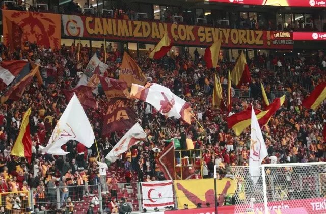 Taraftarlar endişeli! Galatasaray’ın yıldızı 2 maç yok