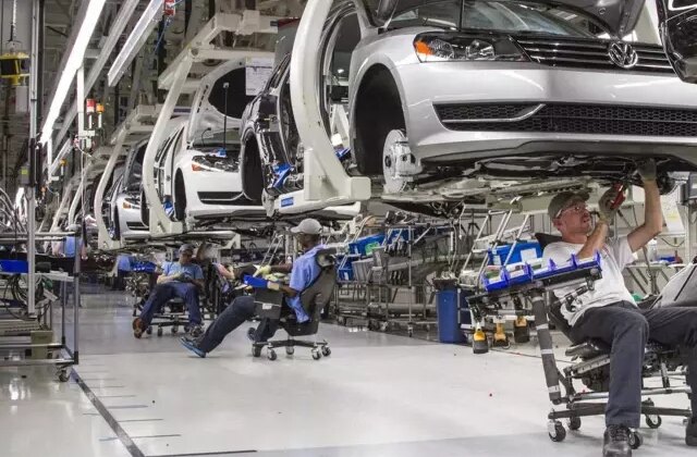Türkiye’de yok satıyor! Alman otomotiv devi 2 modelin üretimini durduruyor