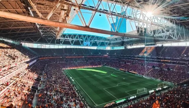 UEFA açıkladı! Türkiye’den 2 stadyum dev finallere aday