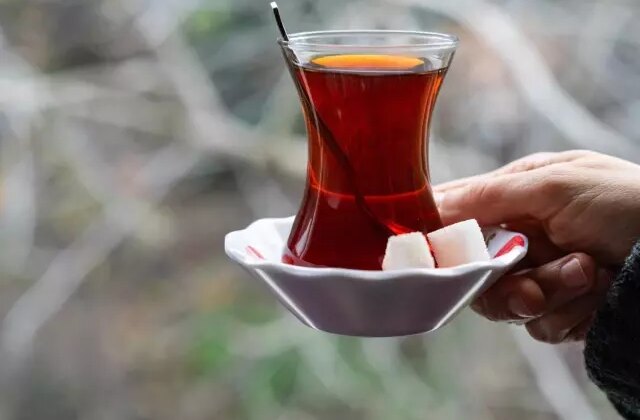 Ünlü çay devi Türkiye pazarından çekiliyor! 39 yıllık üretim faaliyeti durdu
