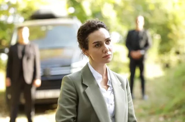 Ünlü oyuncu Birce Akalay’dan yürek burkan paylaşım