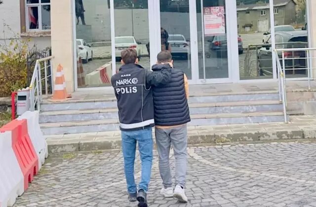Uyuşturucu ile yakalanan uzman çavuş tutuklandı