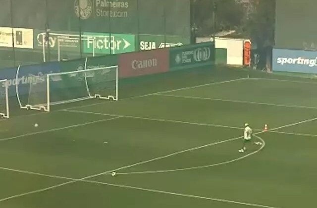 Videoyu izlemeniz lazım! Akıllara Ronaldinho’yu getiren görüntü