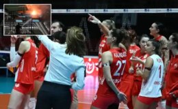 Voleybol maçında çıkan yangın panik oluşturdu