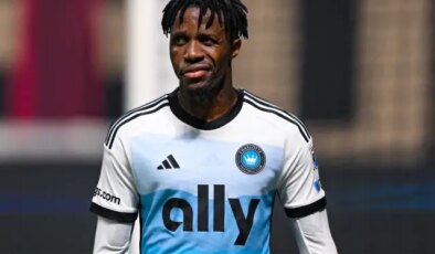 Wilfried Zaha yaptıklarıyla yine maça damga vurdu