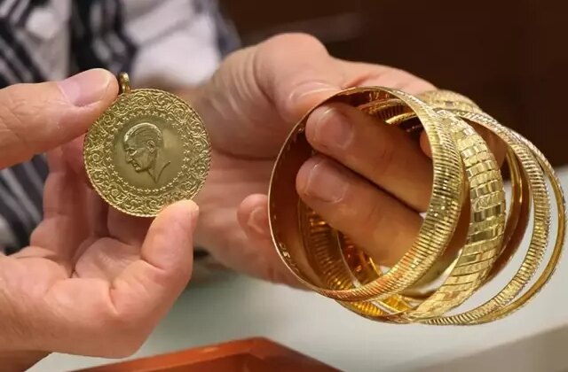 Yatırımcı ne yapmalı? İşte dev bankanın 2026 yılı için altın tahmini 1 Yatırımcı ne yapmalı? İşte dev bankanın 2026 yılı için altın tahmini