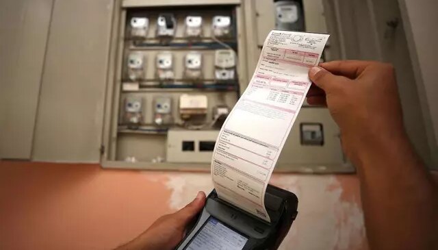 Elektrik tüketiminde yeni düzenleme! Limitleri aşanlara devlet desteği kesiliyor