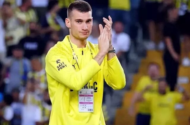 Yok artık daha neler Livakovic! Yeni takımını karıştırdı