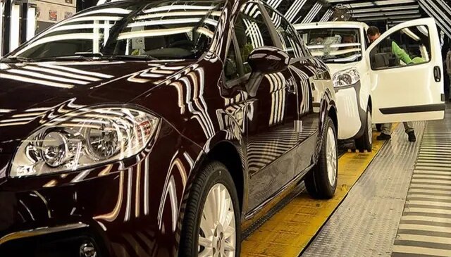 Zirve yine değişmedi! İşte Türkiye’de en çok satılan otomobiller