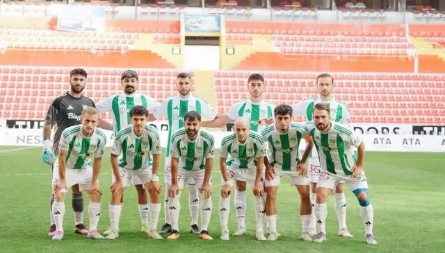 15 cezalı, 3 sakat oyuncusuna rağmen rakibine fark attılar