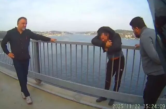 15 Temmuz Şehitler Köprüsü’nde intihar etmek isteyen şahsı kurtardılar