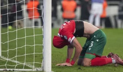 2-0’lık yenilgi sonrası ülkede ortalık karıştı