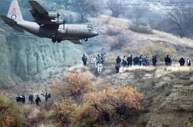 20 şehit verdiğimiz kargo uçağı neden düştü? İki ihtimal üzerinde duruluyor