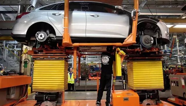 27 yıllık serüven bitti! Otomotiv devi efsane modelinin üretimini durdurdu