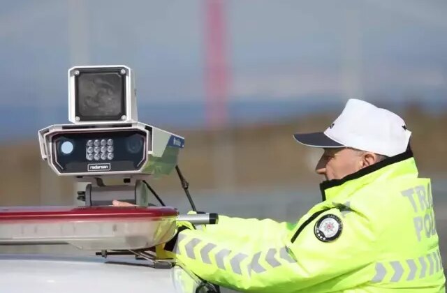 32 bin 845 tabela söküldü, binlerce noktada hız limitleri değişti