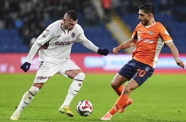 4-3’lük çılgın maç! Trabzonspor, RAMS Başakşehir’i 90+11’de yıktı