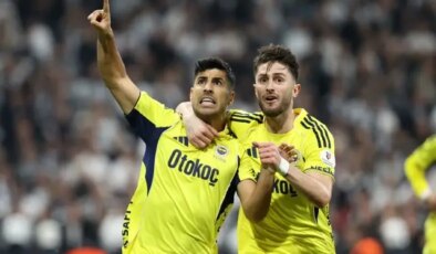 5 gol, 2 kırmızı kart çıkan tarihi derbide Fenerbahçe 2-0’dan geri dönüp Beşiktaş’ı devirdi