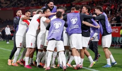 5 kuruş ödemeyecekler! Süper Lig devi milli yıldızımızı transfer ediyor