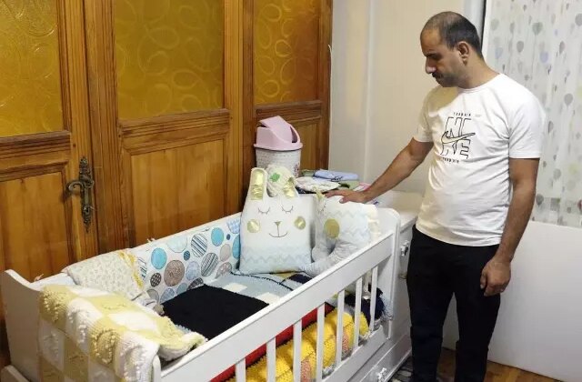 8 aylık oğlunu da alıp kaybolan eski eşine ‘dön’ çağrısı yaptı