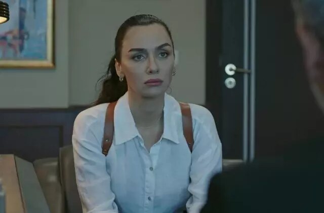 Adı uyuşturucu operasyonuna karışan Birce Akalay bu kez ehliyetini kaptırdı