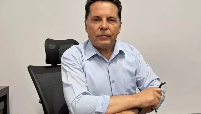 Ahmet Özer’e ‘rüşvet almak’ suçlamasından takipsizlik kararı