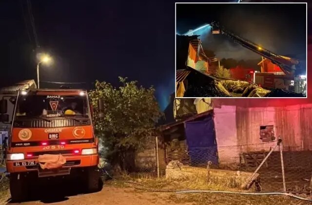 Ahşap eve yıldırım düştü!