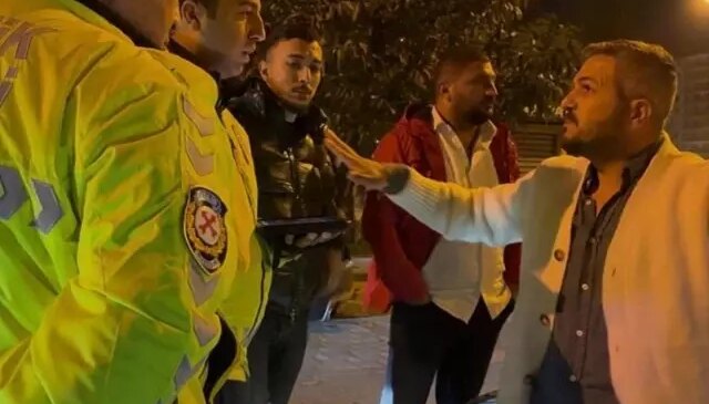 Alkollü sürücüden polise: Ehliyetimi alma, kemerden ceza yaz