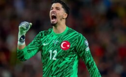 Altay Bayındır, Süper Lig devine geliyor