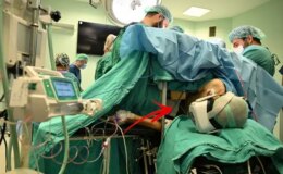 Ameliyat olurken İstanbul’u gezdi