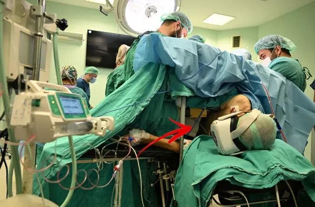 Ameliyat olurken İstanbul’u gezdi