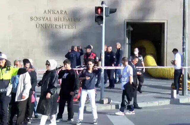 Ankara’da üniversitede yangın önleme sisteminde sızıntı