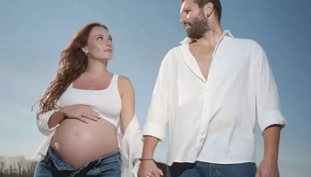 Annelik heyecanı yaşayan Başak Gümülcinelioğlu’ndan ilk paylaşım!