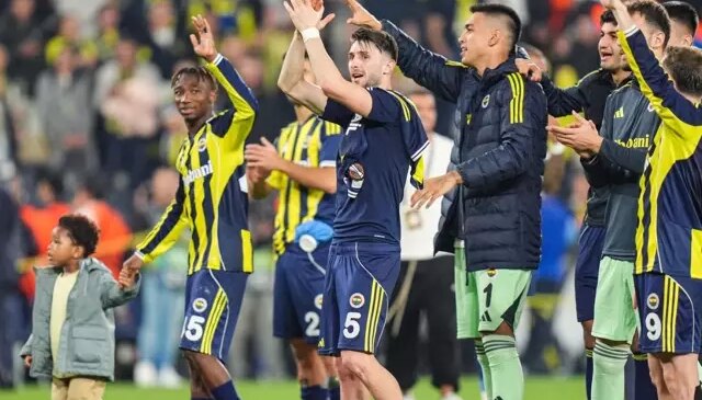 Aralarında Fenerbahçe’de var! UEFA Avrupa Ligi’nde play-off turuna kalacak takımlar açıklandı