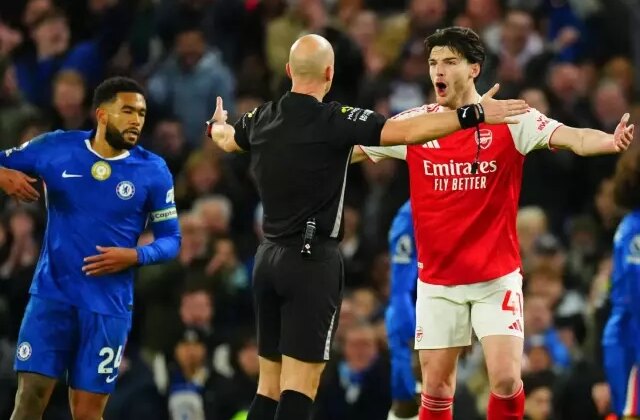 Arsenal, Londra derbisinde büyük fırsatı tepti