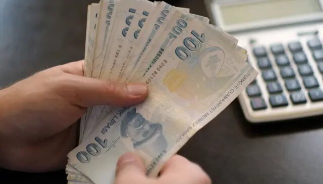 “Asgari ücret ne kadar olmalı?” anketi! Yüzde 25’lik kesim aynı rakamı telaffuz etti