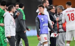 Atılan manşetler olay! Bizim Çocuklar, İspanyol basınını resmen şoka soktu