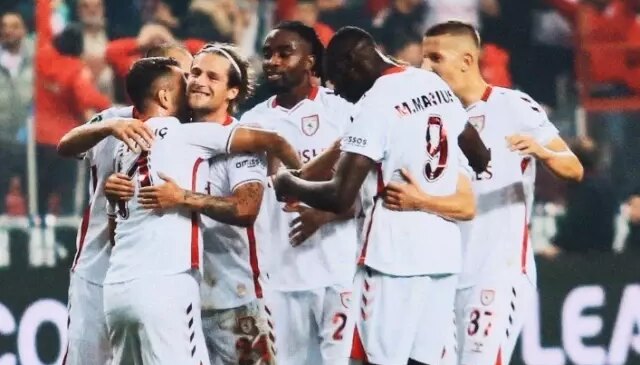 Avrupa’da 3’te 3 yapan Samsunspor liderliğe oturdu
