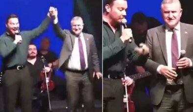 Bakan Osman Aşkın Bak, Sinan Akçıl ile sahnede şarkı söyledi