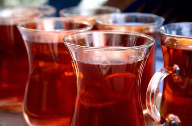 Bakanlık o markayı ifşa etti! Çayda gıda boyası tespit edildi